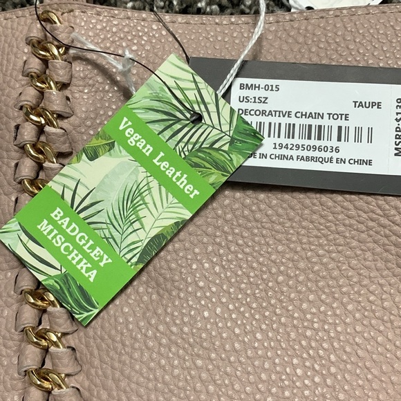 Badgley Mischka Decorative Chain Tote - Picture 4 of 12